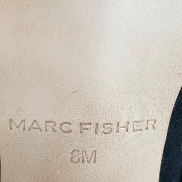 Marc Fisher Suede Ankle Bootie Stacked 3 1/2" Heel Laser Cut Zip Back - Picture 8 of 11